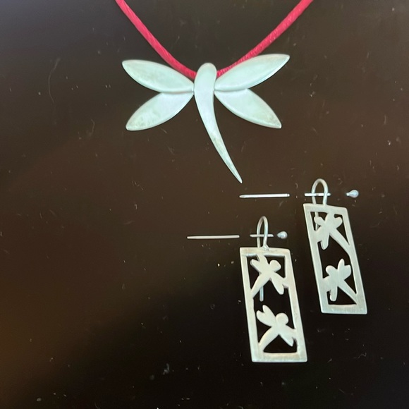 Vintage 925  Sterling Silver Plated ‘Marked’ Dragon Fly. pendant And Earrings - Picture 2 of 9